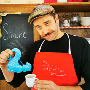 simone simone
